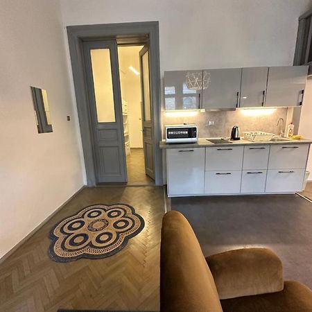 River Side Apartments Будапеща Екстериор снимка