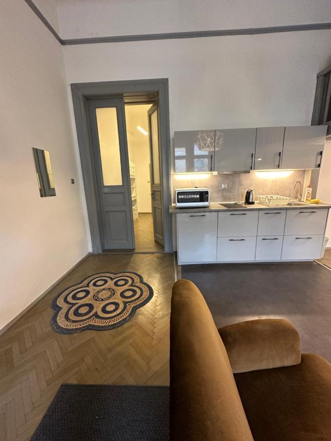River Side Apartments Будапеща Екстериор снимка